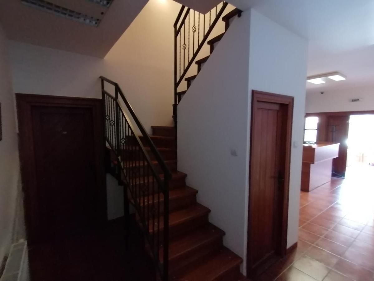 Mon Accommodation Free Parking Ni المظهر الخارجي الصورة